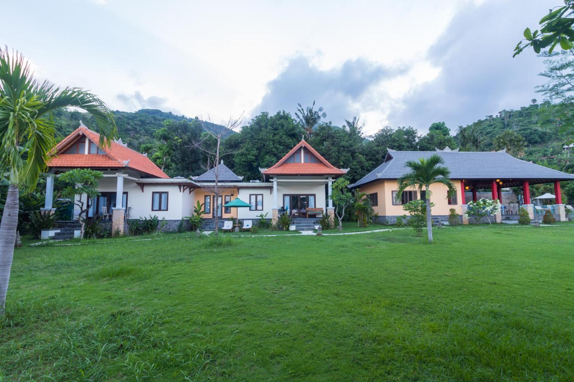 Villa Sky Dancer - Bali Amed Екстериор снимка